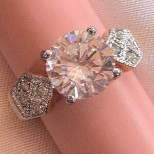 CZ Statement Ring Clear Cubic Zirconia Gold Tone Size 9 Fashion Jewelry Bling